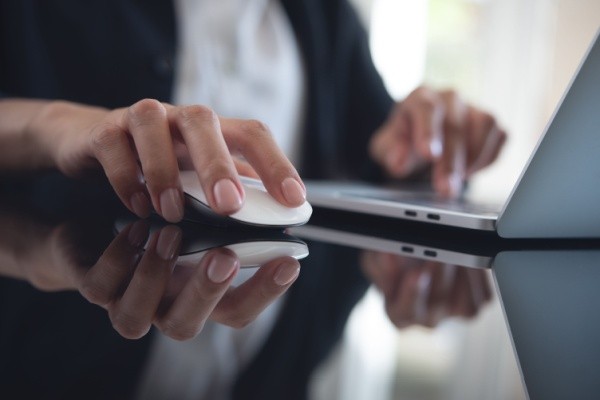 C’est l’histoire d’un employeur qui prend (trop) au sérieux son obligation de sécurité…