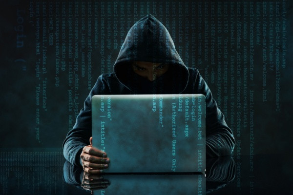 Liberté et ordre public : les acteurs du numérique face à leurs responsabilités