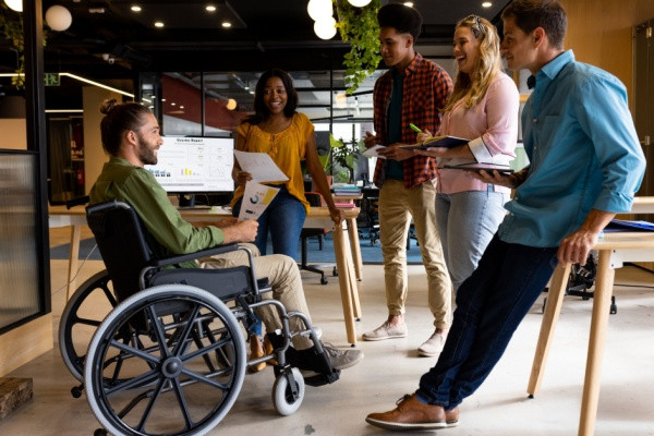 Travailleur handicapé en ESAT : du nouveau pour le carnet de parcours et de compétences