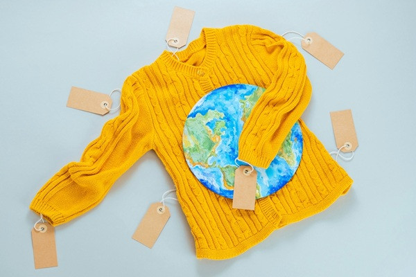 Industrie textile : la fast fashion sous surveillance