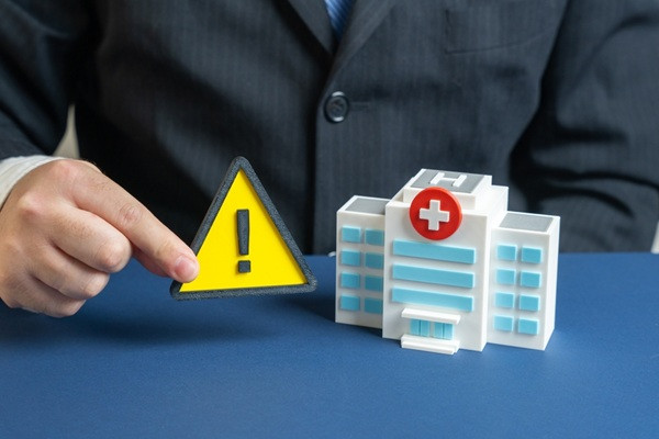 Lutte contre la pénurie de dispositifs médicaux : sous contrôle administratif