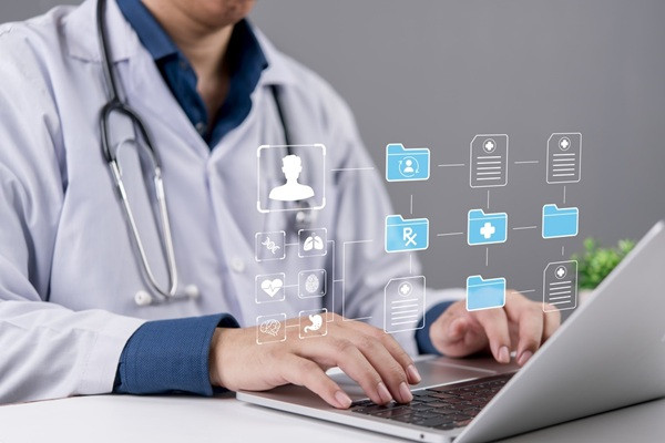 Données de santé : plus de transparence pour les hébergeurs