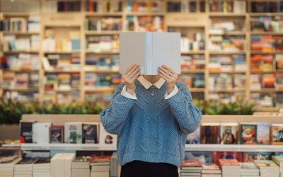 Artistes-auteurs : quelle fiscalité pour la vente de leurs propres livres ?